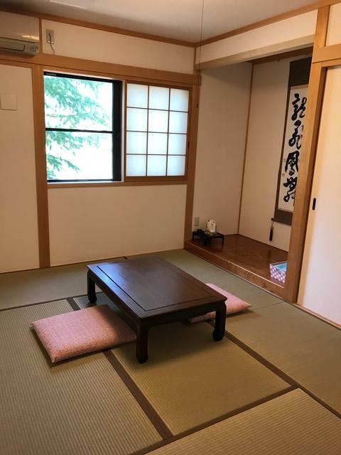 Den'S Inn Fujikawaguchiko Exteriör bild